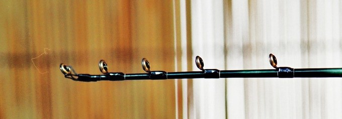 クジラ穂先、SIC入り金黒ダブル型ガイド