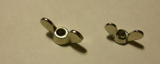 蝶ネジの新旧比較